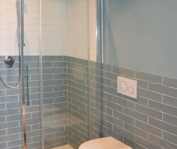 Le Col-vert Couette-café Lido di Dante